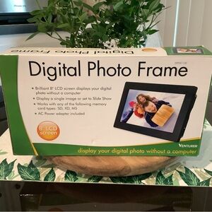 Black Digital Photo Frame